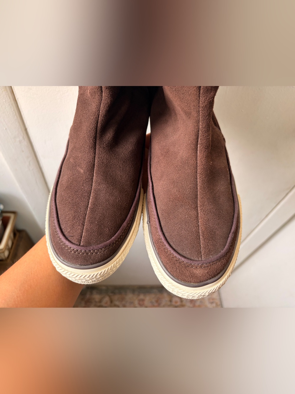 Converse Women's Winter Boots Size 8 - Picture 7 of 11